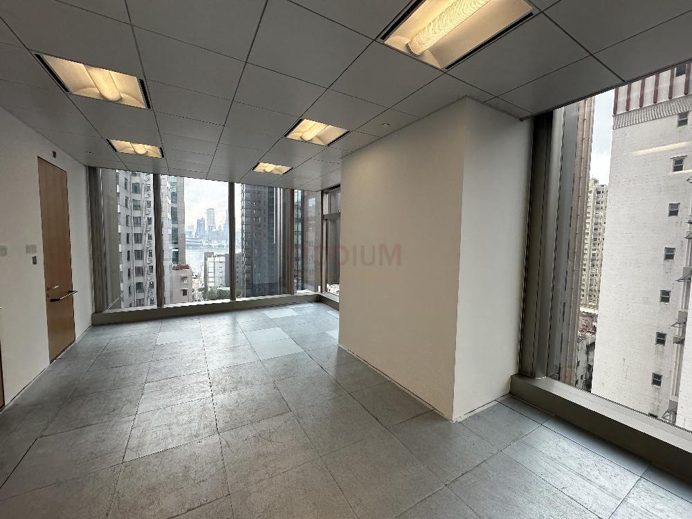 369 Hennessy Road Wan Chai - Office Interior 1.jpeg                                                                              