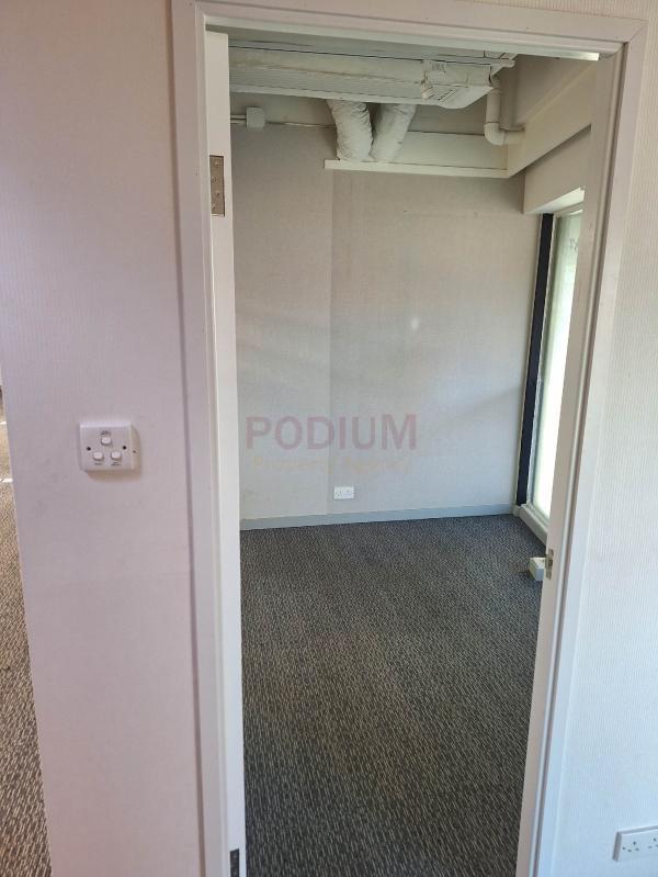上環信光商業大廈                                                 Shun Kwong Commercial Building Sheung Wan