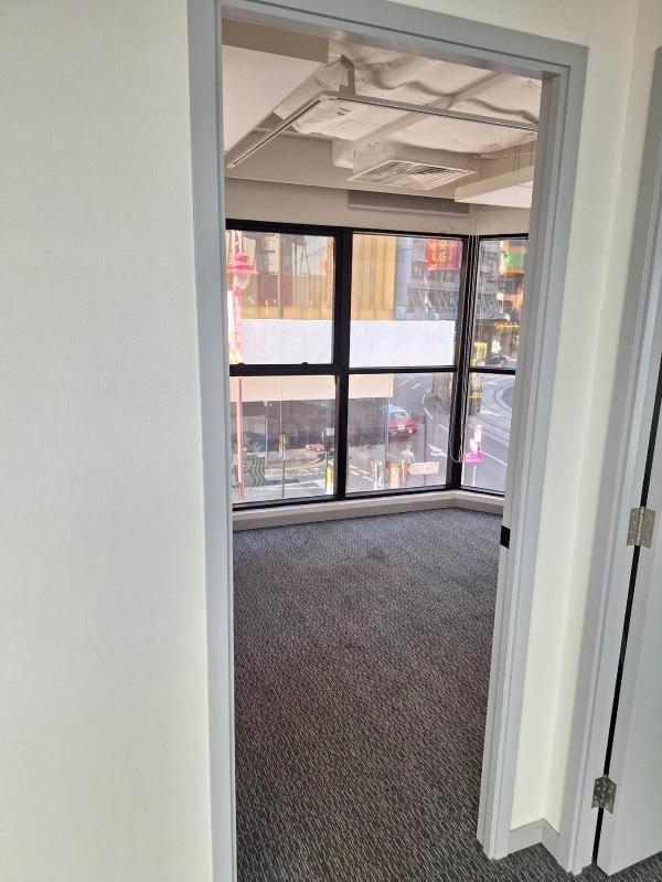 上環信光商業大廈                                                 Shun Kwong Commercial Building Sheung Wan