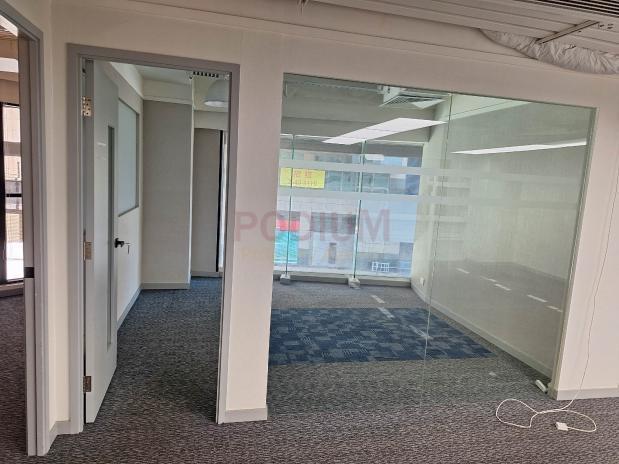 上環信光商業大廈                                                 Shun Kwong Commercial Building Sheung Wan