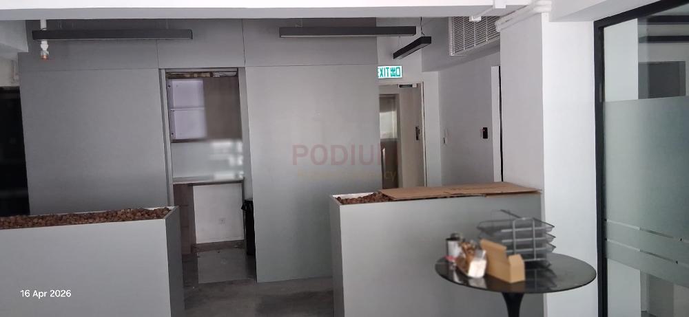 Hollywood Commercial House                                   Central - Office Interior 1.jpeg                                                                              