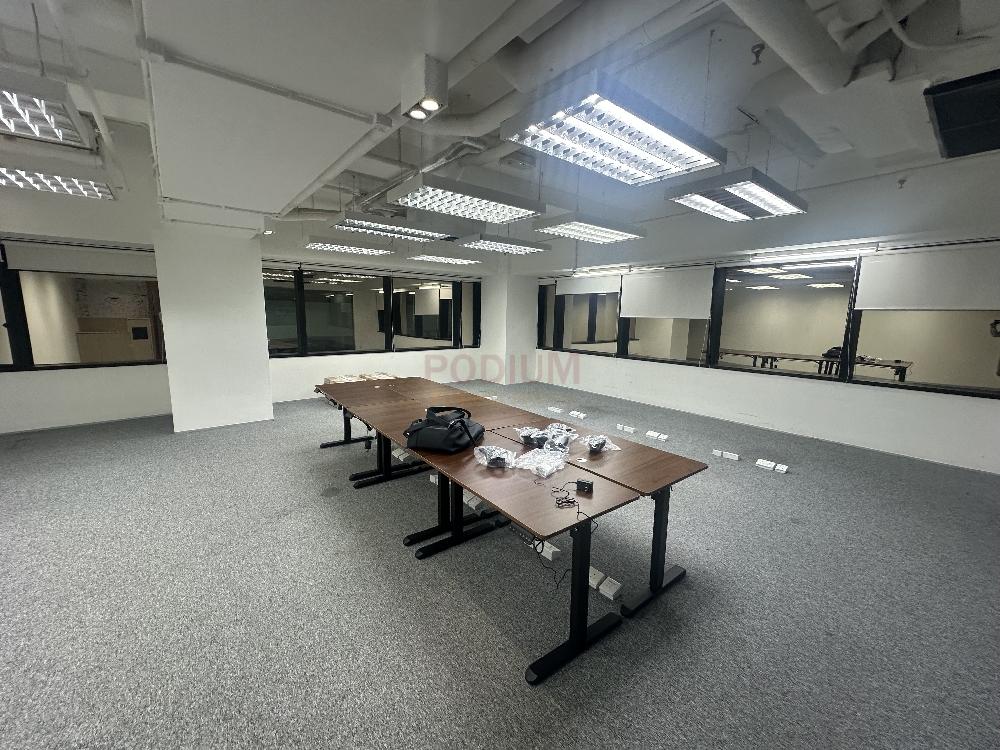 灣仔瑞安中心                                                     Shui On Centre                                               Wan Chai
