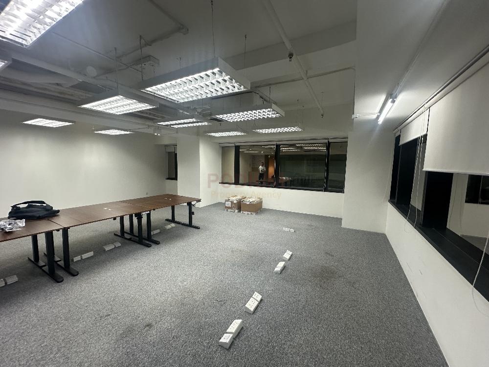 灣仔瑞安中心                                                     Shui On Centre                                               Wan Chai