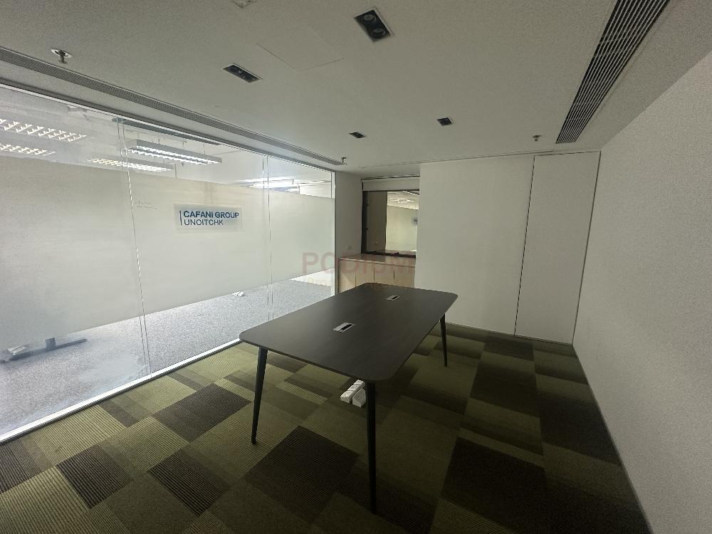 灣仔瑞安中心                                                     Shui On Centre                                               Wan Chai