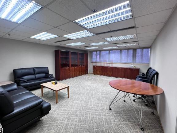 觀塘利維大廈                                                     Liven House                                                  Kwun Tong