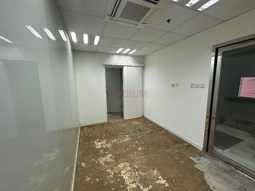 灣仔宜發大廈                                                     Effectual Building                                           Wan Chai