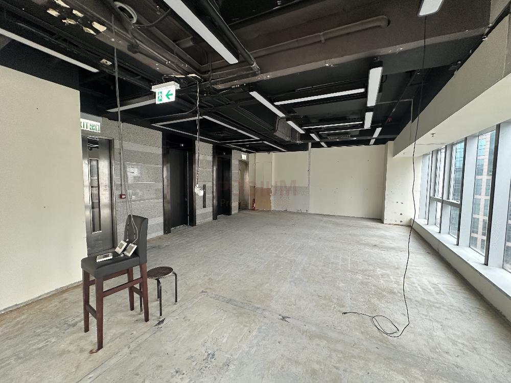 灣仔軒尼詩道239號 239 Hennessy Road Wan Chai