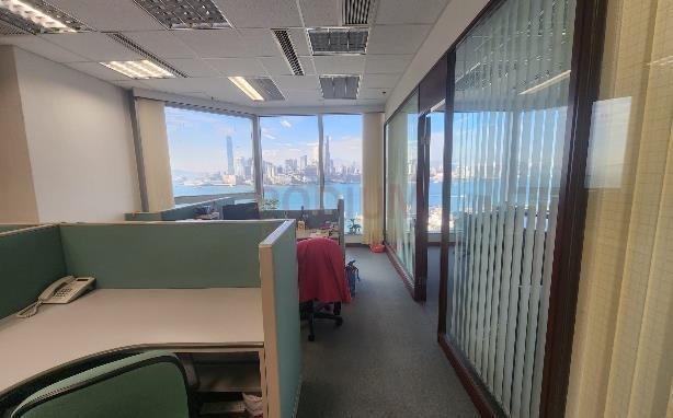 Sino Plaza                                                   Causeway Bay - Office Interior 1.jpg                                                                               