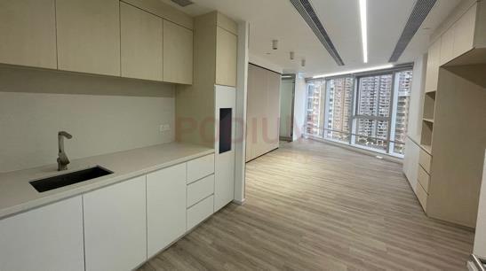 中環中央廣場                                                     The Centrium                                                 Central