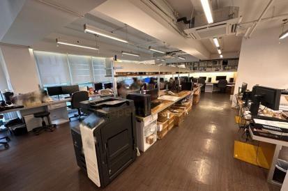 中環威靈頓街128號 128 Wellington Street Central