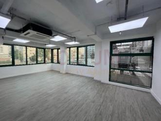 Capricorn Centre                                             Prince Edward - Office Interior 1.JPG                                                                               