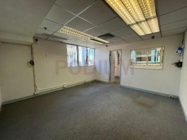Charmhill Centre                                             Tsim Sha Tsui - Office Interior 1.JPG                                                                               