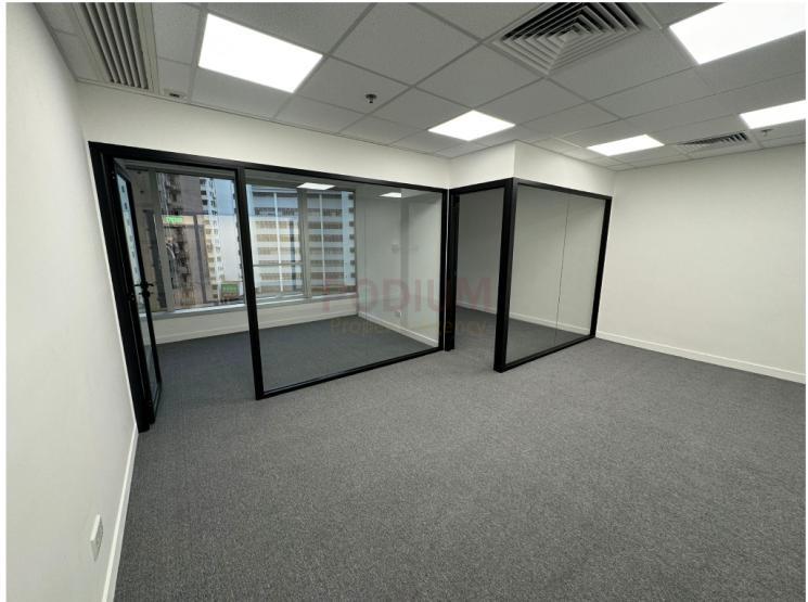 灣仔華懋莊士敦廣場                                               Chinachem Johnston Plaza                                     Wan Chai