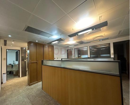 上環華懋廣場II期                                                 Two Chinachem Plaza                                          Sheung Wan