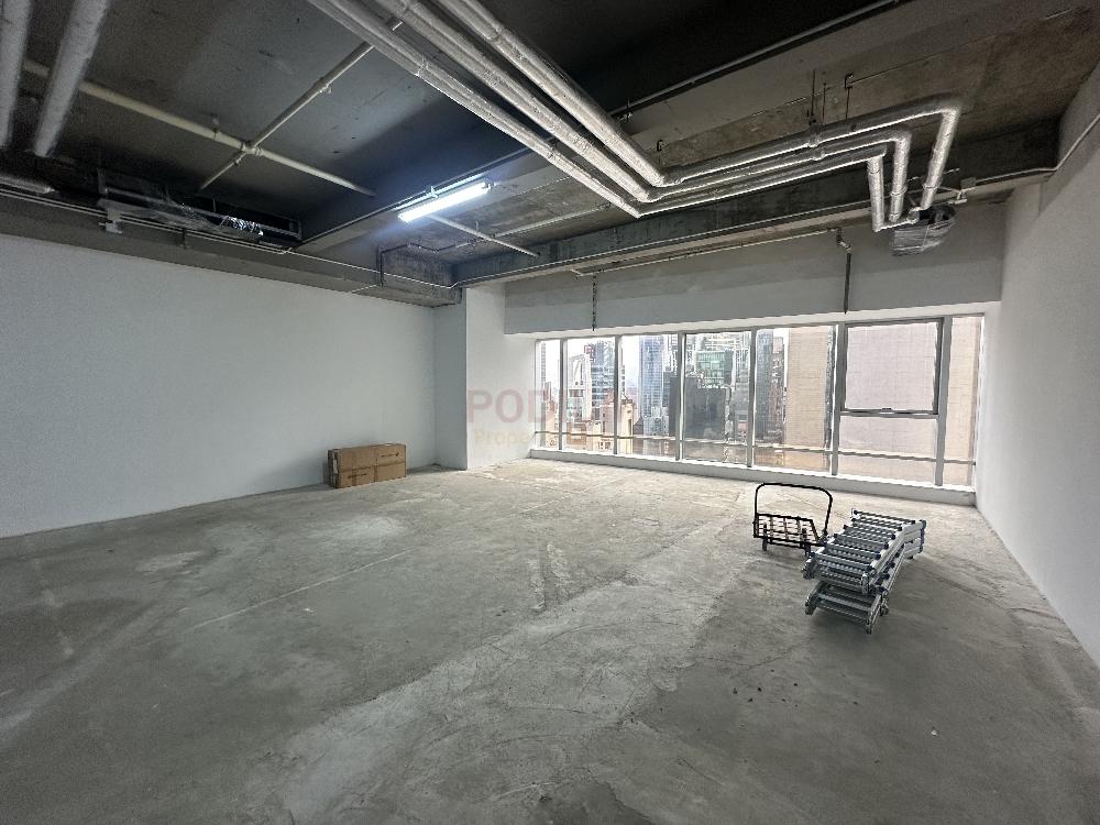 中環中央廣場                                                     The Centrium                                                 Central