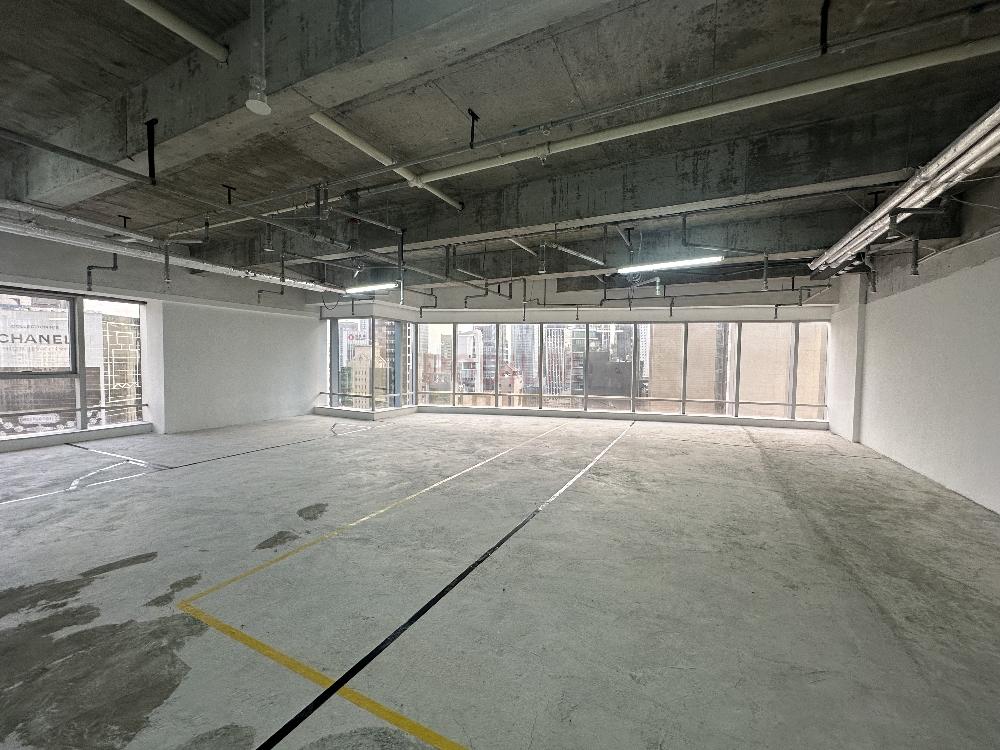 中環中央廣場                                                     The Centrium                                                 Central